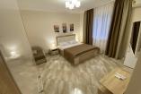 Отдых в Крыму Николаевка  гостиница с бассейном 2х-комнатный улучшенный 
